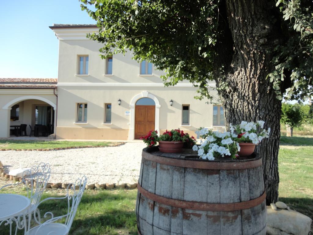 Villa Marietta Country House - Marche Montemaggiore al Metauro Kültér fotó