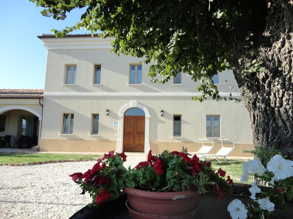 Villa Marietta Country House - Marche Montemaggiore al Metauro Kültér fotó